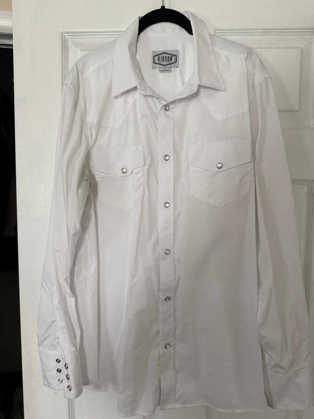 GIBSON MEN'S SOLID LONG SLEEVE PEARL SNAP WESTERN SHIRT